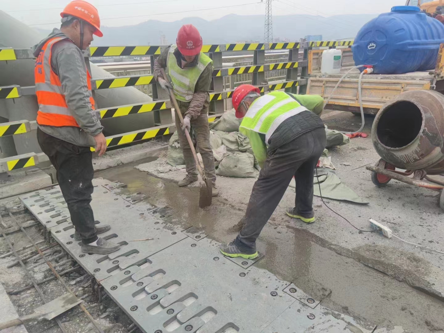 延安桥梁道路伸缩缝起到什么作用